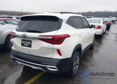 2021 Kia Seltos Ex из США, поврежденный, VIN KNDERCAA3M7181127